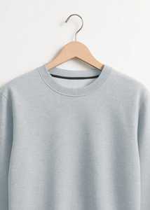 เสื้อสเวตเชิ้ตคอกลมแบบพื้นฐานสำหรับผู้ชาย |   เสื้อพูลโอเวอร์ผ้าฟลีซสีฟ้าพาสเทล |   ขายส่งเสื้อผ้าฝ้าย 100% เป็นมิตรกับสิ่งแวดล้อม พร้อมโลโก้ด้านหน้า ไซส์ XXS รับผลิตแบบ OEM/ODM - Product Image 2