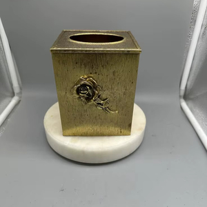 กล่องใส่กระดาษทิชชูโลหะ ทนทาน สวยงาม เหมาะสำหรับห้องน้ำ ห้องครัว รถยนต์ และโต๊ะทำงานในสำนักงาน - Product Image 1