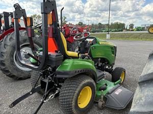 Venta al por Mayor de Tractores John Deere 1023E Originales, Totalmente Operativos, Calidad Premium, Entrega Rápida, Disponibilidad al por Mayor - Product Image 6