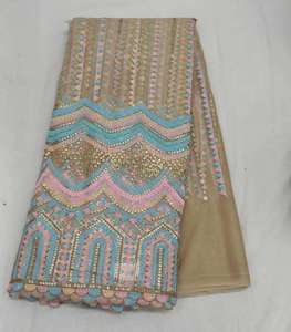 Tela de red bordada con lentejuelas multicolor radiante, material de red con trabajo de lentejuelas multicolor regal, red de lentejuelas arcoíris etérea. - Product Image 1
