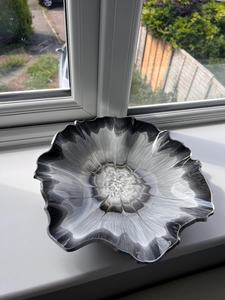 <b>Large</b> Resin <b>Bowl</b>: Handmade Silver Leaf Trinket Dish - Product Image 3