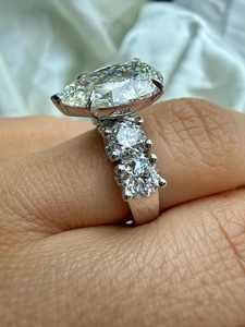 Bague de Fiançailles en Moissanite Ovale, Poire, Triangle, Trilogie, Plaqué Rhodium et Or Blanc, Bijoux Classiques - Product Image 2