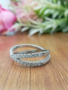 แหวนแต่งงานเพชรทรงกลมเจียระไนแบบบริลเลียนท์จาก D'VINS JEWELS ประดับเพชรแล็บโกรว์ สี D ขาว โรสโกลด์ พร้อมใบรับรอง - Product Image 4