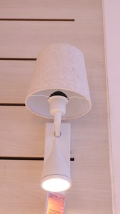 Lampe murale LED Lumetal moderne et minimaliste avec abat-jour en tissu élégant et commande tactile pour chambre, hôtel, salon, en fer forgé - Product Image 4