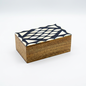 Caja de Almacenamiento Cuadrada Geométrica con Incrustaciones de Hueso en Gris y Blanco Roto, Hecha a Mano, Personalizada, OEM, ODM, con Cierre Magnético DECORYUG - Product Image 2