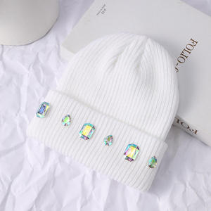 Bonnet en tricot acrylique unisexe pour adulte, personnalisé avec logo OEM, motif à carreaux, design de dessin animé, imprimé numériquement, toucher doux, ajustable, vente en gros - Product Image 2