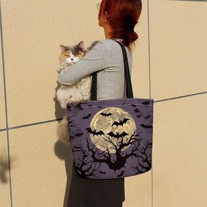 Bolsa de Mano con Estampado de Murciélagos y Luna para Halloween, MOQ Bajo, Color Morado, Reutilizable, Uso Diario Informal, Tela No Tejida, Asa Suave, Ofrecemos Impresión Personalizada - Product Image 2