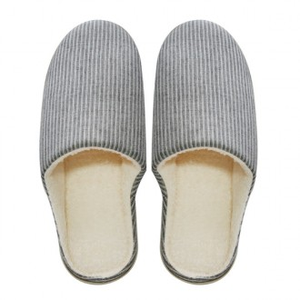 Pantoufles d'intérieur confortables pour la maison Caractéristiques anti-bruit pour le salon et le bureau - Product Image 1