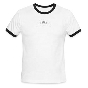 Camiseta de manga corta gris para hombre Jolly Troll con ribete en contraste rojo y estampado de personaje con logo frontal, corte informal - Product Image 3