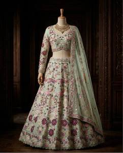 Lehenga Choli Tradicional de Lujo en Verde Menta, Bordado con Hilos Florales, para Bodas Indias y Fiestas, para Todas las Temporadas - Product Image 4