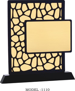 Premium Wooden Metal Momentos Modern Square Shape Recognition Plaque Elegant Desktop Award For Office Success School Achievement - Product Image 2