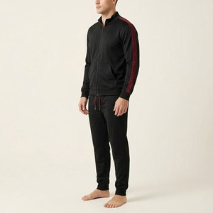 Survêtement sur mesure en gros pour hommes : veste zippée intégrale et pantalon de jogging – Fabrication OEM pour le sportswear - Product Image 3