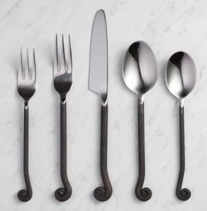 Ensemble de couverts élégants en métal, finition miroir de qualité supérieure, cuillère, fourchette, couteau, vaisselle de table, cuisine - Product Image 1