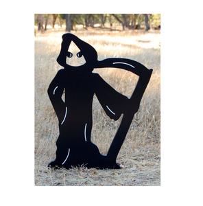 เครื่องประดับสวนเหล็กสำหรับวันฮาโลวีนที่สวยงาม สำหรับตกแต่งสนามหญ้าอย่างมีสไตล์แต่ก็ยังคงความน่าขนลุก ผสมผสานรูปแบบศิลปะเข้ากับวัสดุที่ทนทาน - Product Image 3