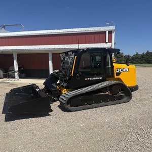 Chargeuse compacte JCB 3TS-8T de qualité supérieure pour travaux de construction lourds, offrant une productivité puissante et une forte puissance. - Product Image 2
