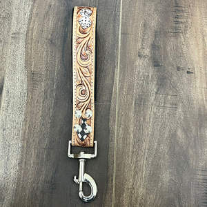 Nouveauté personnalisée, conception à carreaux, cuir usiné à la main, conception de luxe, laisse pour chien en cuir véritable laisse pour animaux de compagnie pour l'extérieur - Product Image 4