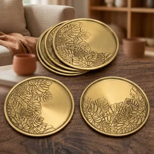 Sous-verres en laiton gravés à la main avec motif de feuilles, lot de 6, sous-verres décoratifs pour tasses, verres, thé, café, décoration de table - Product Image 6