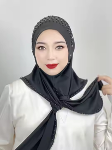 ฮิญาบผ้าซาตินสีน้ำตาลประดับด้วยคริสตัลสำหรับผู้หญิงสวมใส่ในชีวิตประจำวัน - Product Image 4