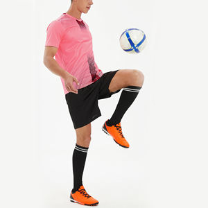 Tenue de football personnalisée OEM de haute qualité pour hommes, design par sublimation, vêtements de sport, entraînement de football, manches courtes, séchage rapide, meilleure tenue - Product Image 4