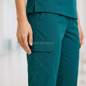 Conjunto de Uniformes Médicos Unisex Color Verde Azulado, de Algodón y Poliéster, para Personal Médico, de Vietnam - Product Image 3