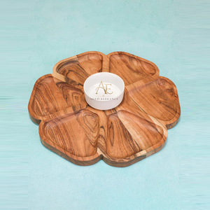 Plateau de service de luxe en bois en forme de fleur avec compartiments et bol central en métal blanc pour snacks, fruits secs et noix à la maison - Product Image 1