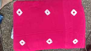 Tissu en coton mélangé respirant et doux de qualité supérieure pour femmes, idéal pour les robes, les kurtis et les vêtements de tous les jours, tissu en coton aux couleurs riches - Product Image 2