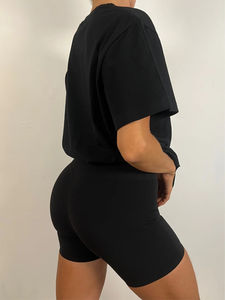 Camiseta Oversize Personalizada al por Mayor para Mujer, Color Sólido, Informal, Verano, Top Largo, OEM, Básica, Moderna, Transpirable - Product Image 2