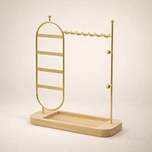Organizador de Joyas de Estilo Moderno para Pendientes, Anillos, Collares y Accesorios, y Organizador de Exhibición de Regalos Hecho a Mano en India - Product Image 1