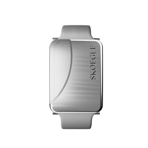 Pulsera Inteligente con Rastreador GPS SKOEGLE, Botón SOS para Niños y Ancianos, Batería Recargable, Rastreo en Tiempo Real, Wi-Fi, 4G, 5G, Android, Detección de Caídas - Product Image 2