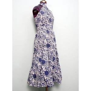 Robe de soirée élégante en coton imprimé numérique, maxi, florale, grande taille, col rond, coupe ample, sans manches, écologique, respirante - Product Image 4