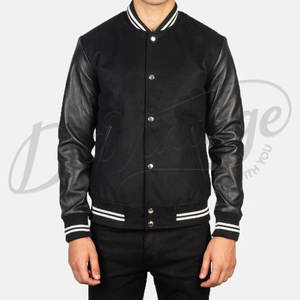 Chaqueta Bomber Varsity de Gamuza Negra para Hombre con Mangas de Cuero Genuino, Puños Acanalados a Rayas, Estilo Clásico Letterman de Béisbol - Product Image 3