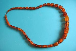 Collier artisanal en résine époxy, pendentif de créateur fait main, bijoux de mode moderne, cadeau pour femme - Product Image 5