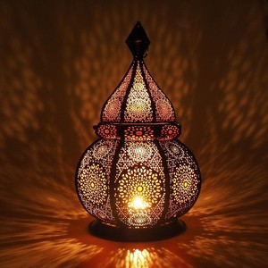 โคมไฟเหล็กสีดำคุณภาพสูงสุดพร้อมดีไซน์ลายฉลุสำหรับตกแต่งบ้าน - Product Image 6