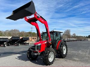 Tractor Massey Ferguson MF 4707 2025 con Cargador Frontal FL.3522 en Venta - Product Image 2
