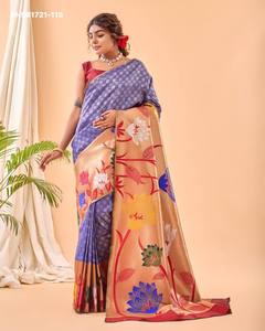 Colección Premium de Seda Paithani Pura con Patrón de Cuadros, Tejido Zari y Tejido Floral Grande, Pallu y Borde para Saree, Moda Femenina - Product Image 2