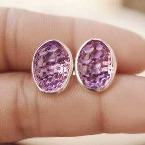 Comprar Gemelos de Amatista Natural Tallada Royal Violette con Plata de Ley 925 para Camisas Premium - Gemelos en Venta - Product Image 3