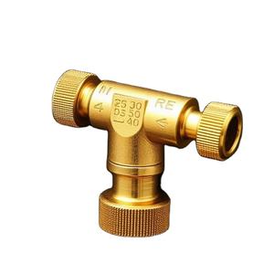 Accesorio acampanado de latón duradero de alta precisión para sistemas de agua de Gas y Hvac Adaptador de tuerca acampanada resistente a la corrosión y codo - Product Image 1