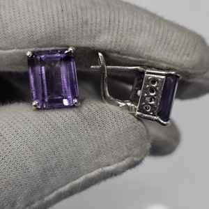 Boucles d'oreilles en argent sterling 925 avec améthyste naturelle à coupe émeraude, bijoux fantaisie, cadeau pour femme, fabrication artisanale sur mesure - Product Image 1