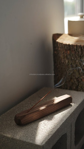 Auténtica bandeja de quemador de incienso de madera Sheesham hecha a mano india con encanto rústico para atención plena, yoga y ambiente tranquilo - Product Image 5