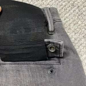 Shorts en jean délavé respirant et écologique de haute qualité pour homme, style streetwear, personnalisable, coupe ample, été - Product Image 6