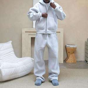 เสื้อฮู้ดดี้ทรงบ็อกซี่ผ้าคอตตอน 100% หนานุ่ม พิมพ์โลโก้ได้ตามต้องการ พร้อมกางเกงวอร์มขายาวทรงโอเวอร์ไซส์ ชุดเซ็ตแทรคสูทสำหรับผู้ชาย - Product Image 6