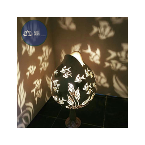 Produit phare : Gourde naturelle artisanale – Jouet et objet décoratif écologique en calebasse - Product Image 1