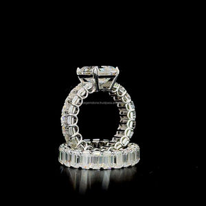 Anillo de compromiso de corte esmeralda de lujo Moissanite Diamond 925 Silver Wedding Band Ring Set para parejas - Product Image 4