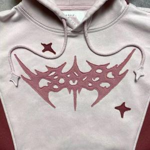 เสื้อฮู้ดครอปทรงบ็อกซี่ แขนยาวปักโลโก้ สตรีทแวร์ ยูนิเซ็กส์ ผ้าถัก 100% คอตตอน ทรงโอเวอร์ไซส์ น้ำหนัก 370 กรัม - Product Image 6