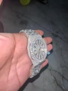 Montre en acier inoxydable de qualité supérieure, tendance, avec diamants Moissanite, style Hip Hop, pour hommes et femmes. Disponible dans le monde entier. - Product Image 5