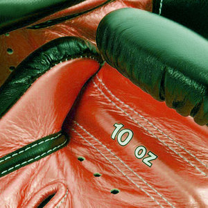 Daizen Green Leather Boxing Gloves 10 Oz for Closure Adjustable Wrist <b>Strap</b> Customizable Packaging Unisex Training Gloves for - Product Image 6