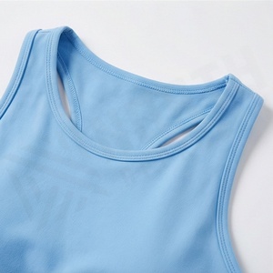 Conjunto de yoga sin costuras para mujer, estilo chaleco de una pieza, sujetador deportivo, pantalones cortos de cintura alta con efecto levanta glúteos, traje de entrenamiento físico. - Product Image 4