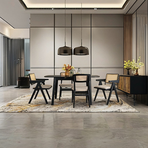 Chaise de salle à manger moderne et durable, style minimaliste du milieu du siècle, avec revêtement en polyester et dossier en rotin, pour la maison, le bureau ou le café – En stock - Product Image 1