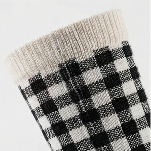 Chaussettes pour hommes à motif écossais, tricotées, style classique, pour un usage quotidien - Product Image 4
