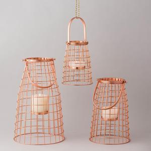 Faroles Metálicos Modernos con Paneles de Vidrio y Base de Madera para Decoración del Hogar o para la Temporada - Product Image 3